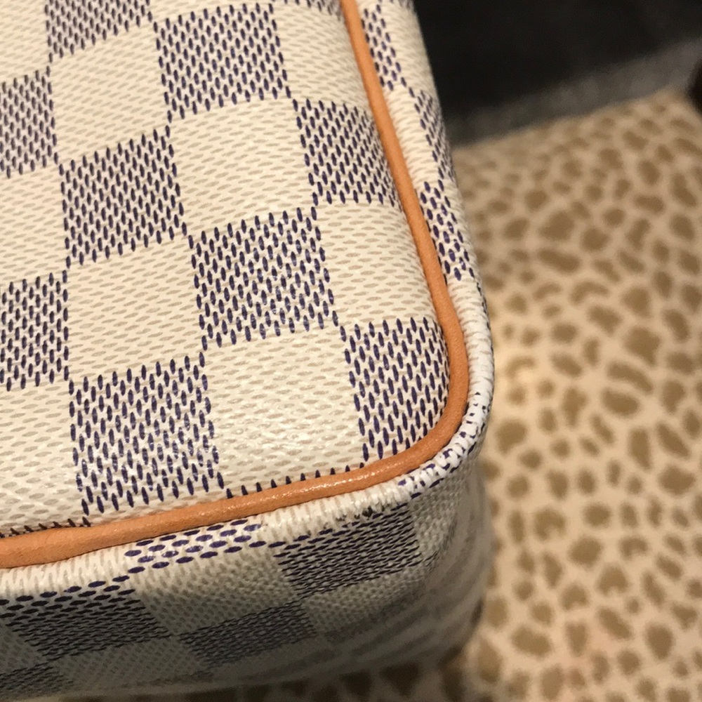 Listing #3 for LV Speedy Set